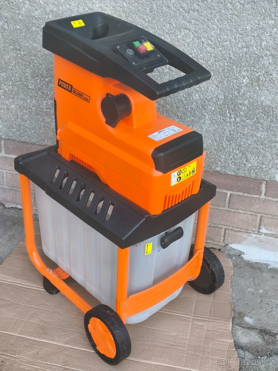 Prodám elektrický Válcový drtič Powersilent 2800 W... - 4