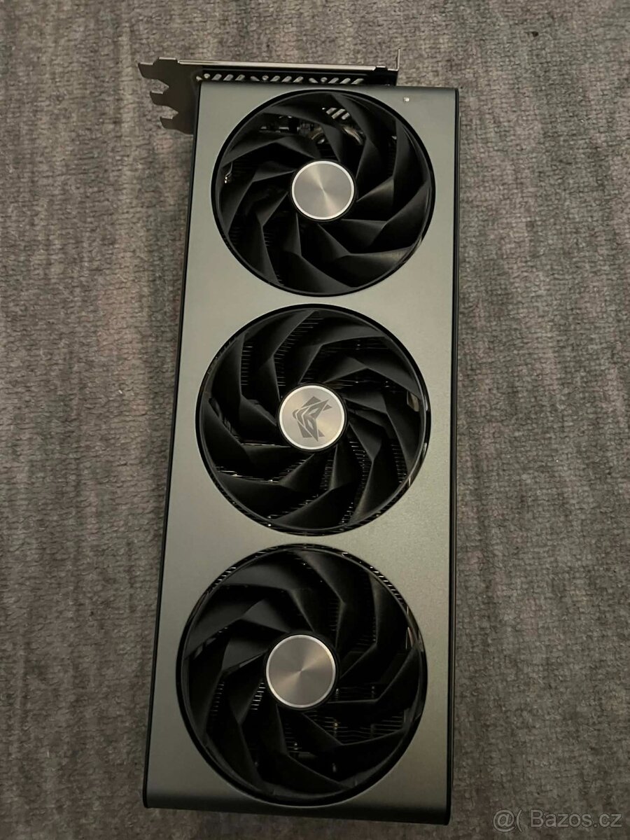 RX 7800XT Sapphire Nitro+ 16GB - 4