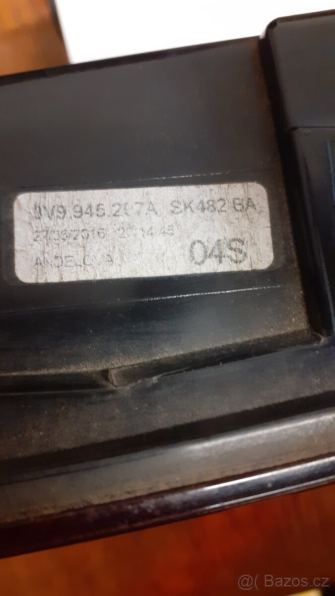 L.zadní světlo Škoda Superb 3 - 4