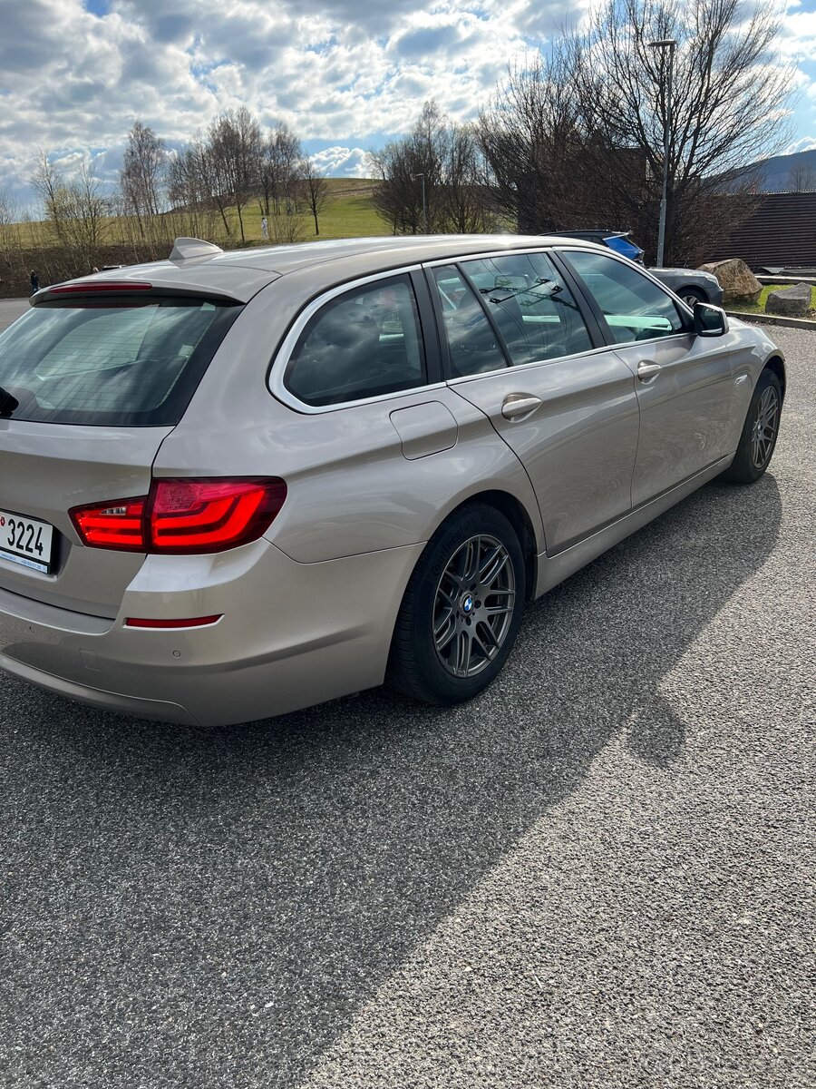 BMW F11 520D - 4