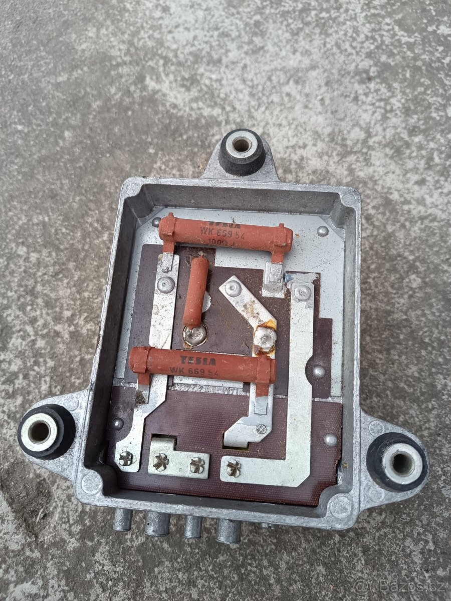 Relé dobíjení - 4