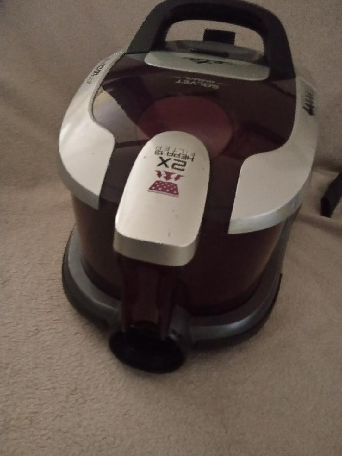 NOVÝ bezsáčkový vysavač ETA, i na zvířecí srst - 4