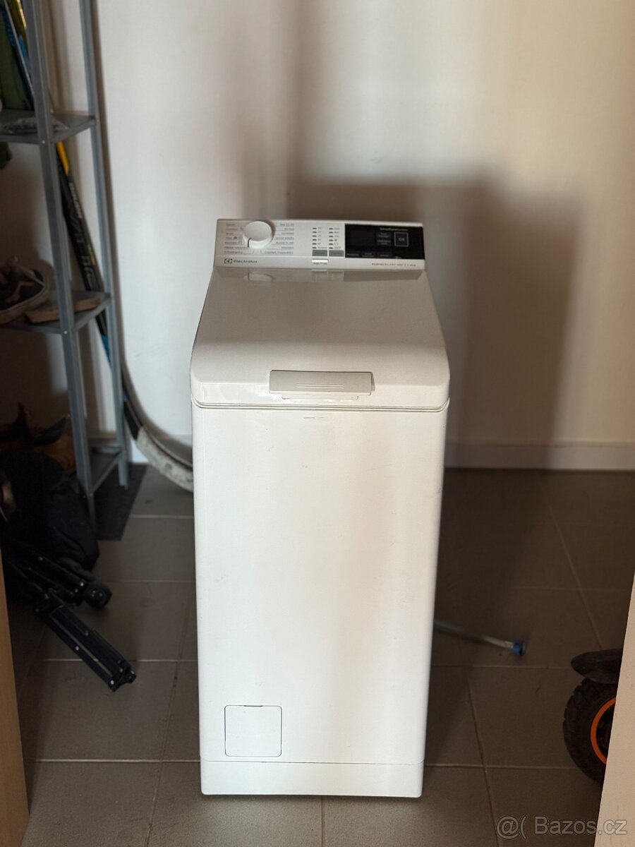 Brno - pračka Electrolux vrchem plnící - 4