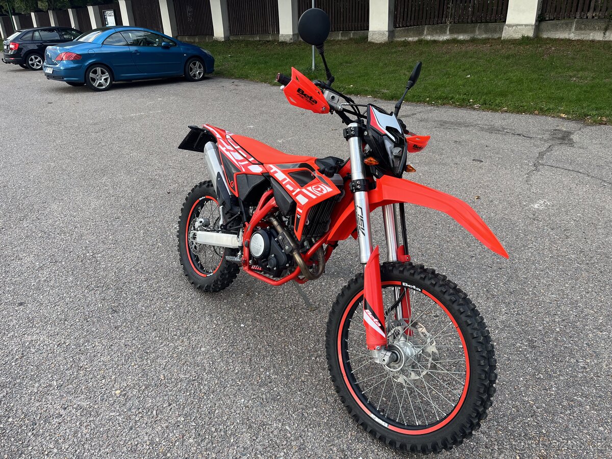 Beta 125 RR - rok 08/23, nájezd 1911 km