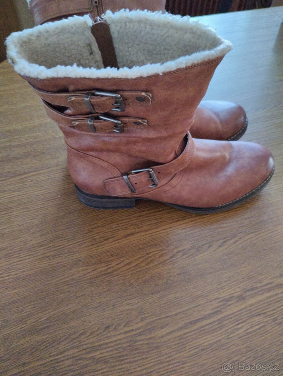 Dámské polovysoké kozačky - 4