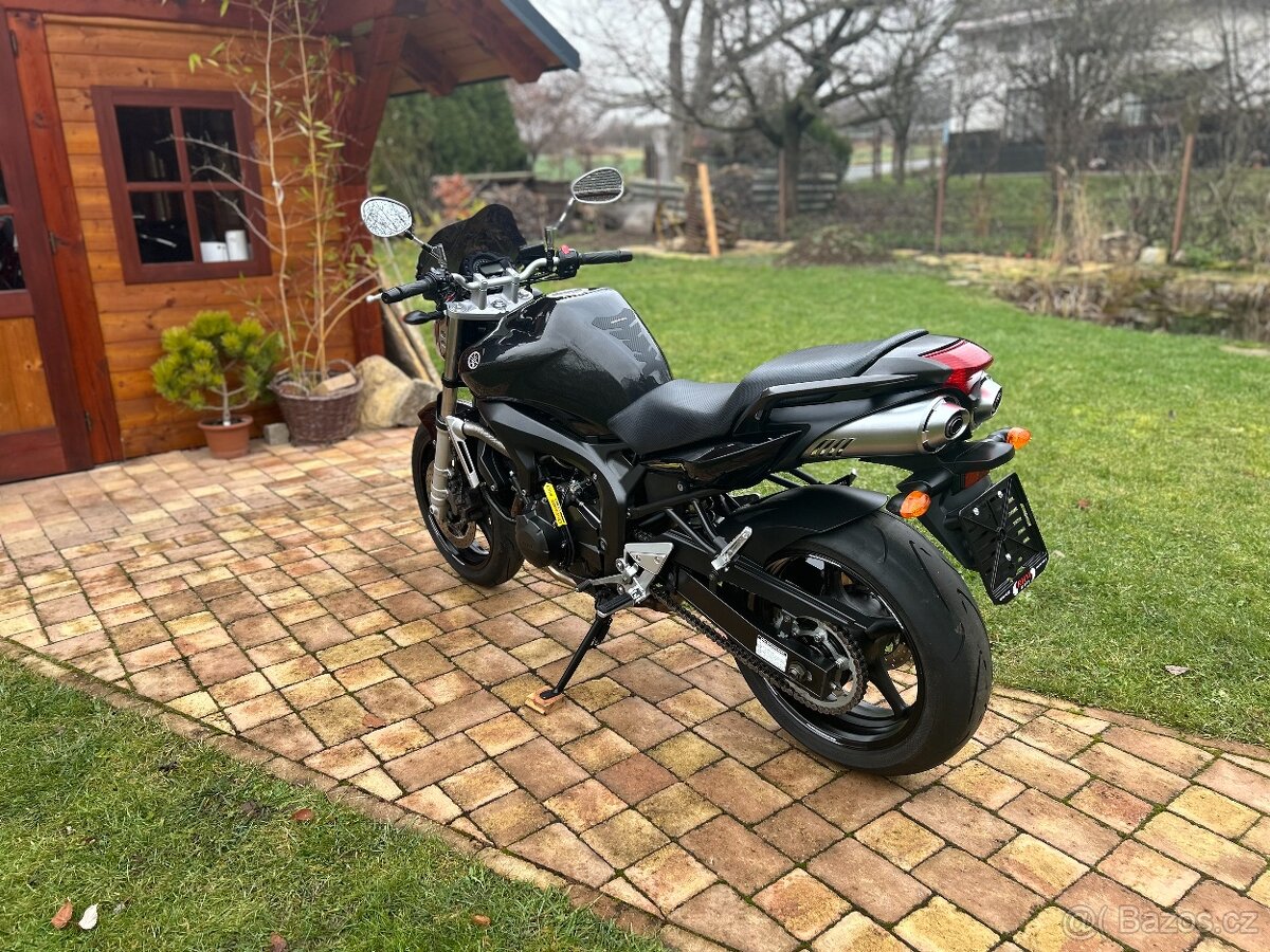 Yamaha FZ6N - 4