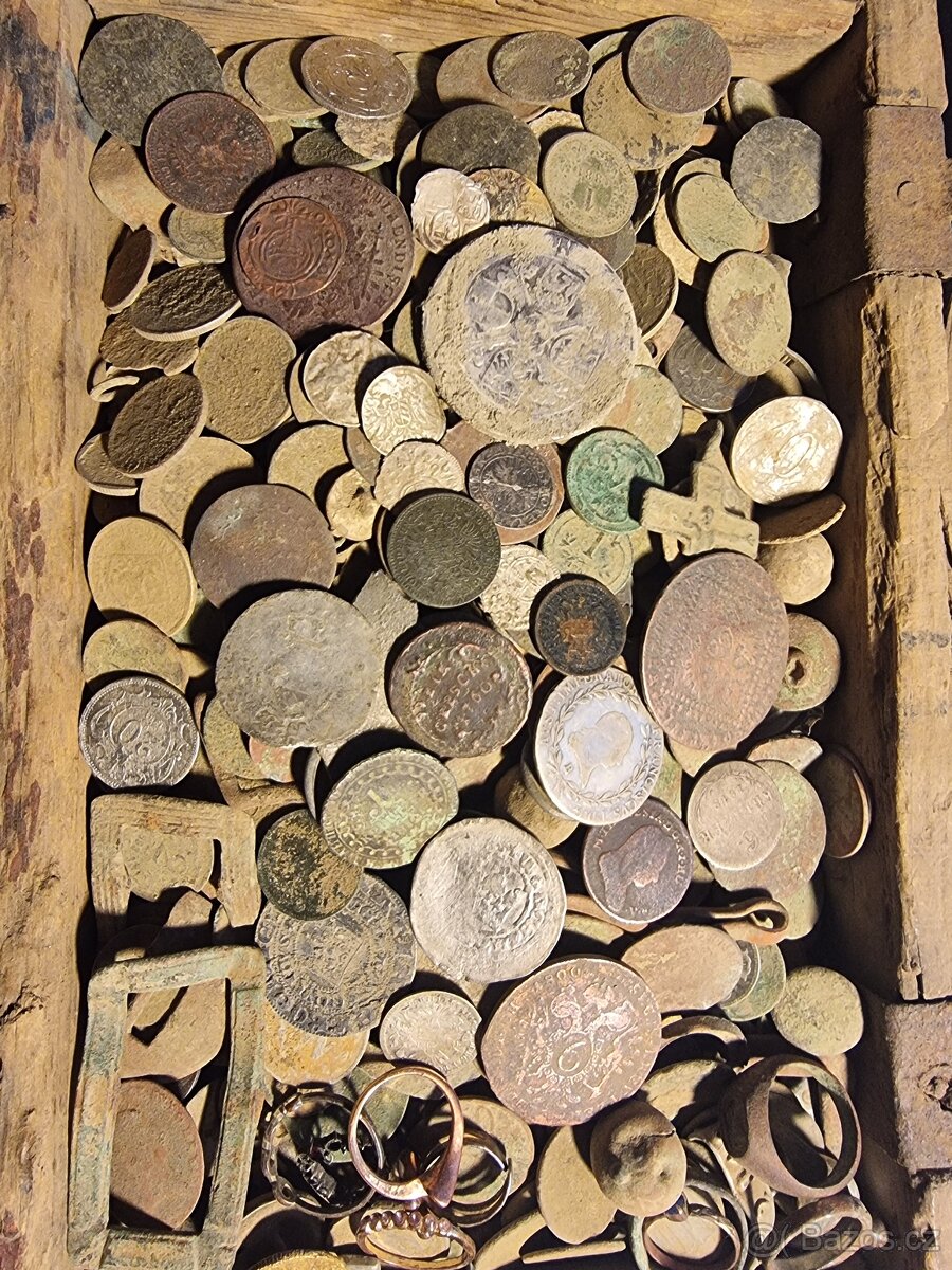 Staré mince a drobné artefakty - 4