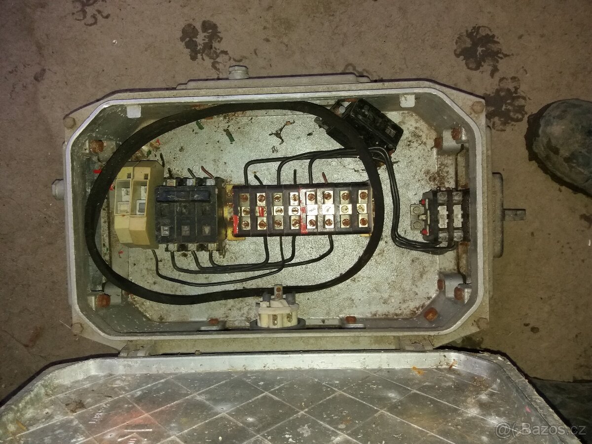 Elektrická rozvodna - 4