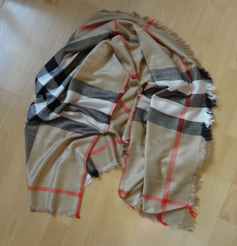 Béžový šátek Burberry - 4