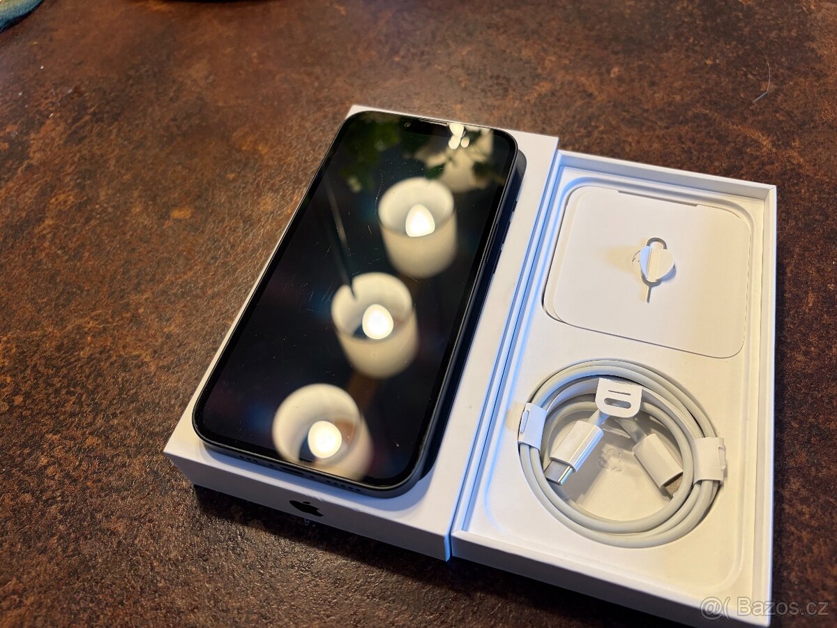Iphone 13 Midnight (černá) - 4