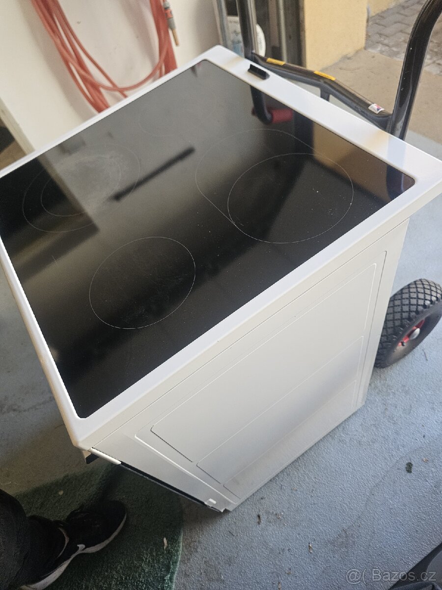 Elektrický sporák 230V + 400V - 4