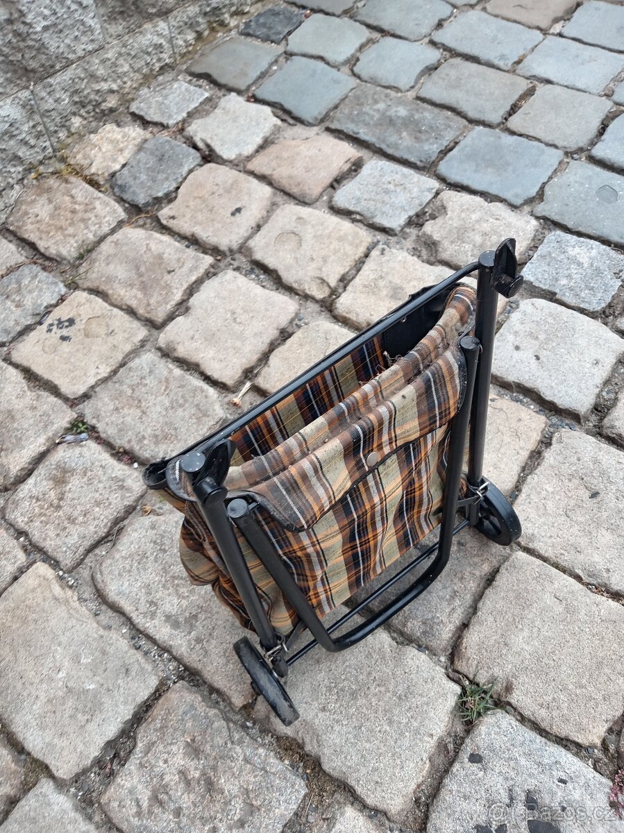 PRODÁM - 4