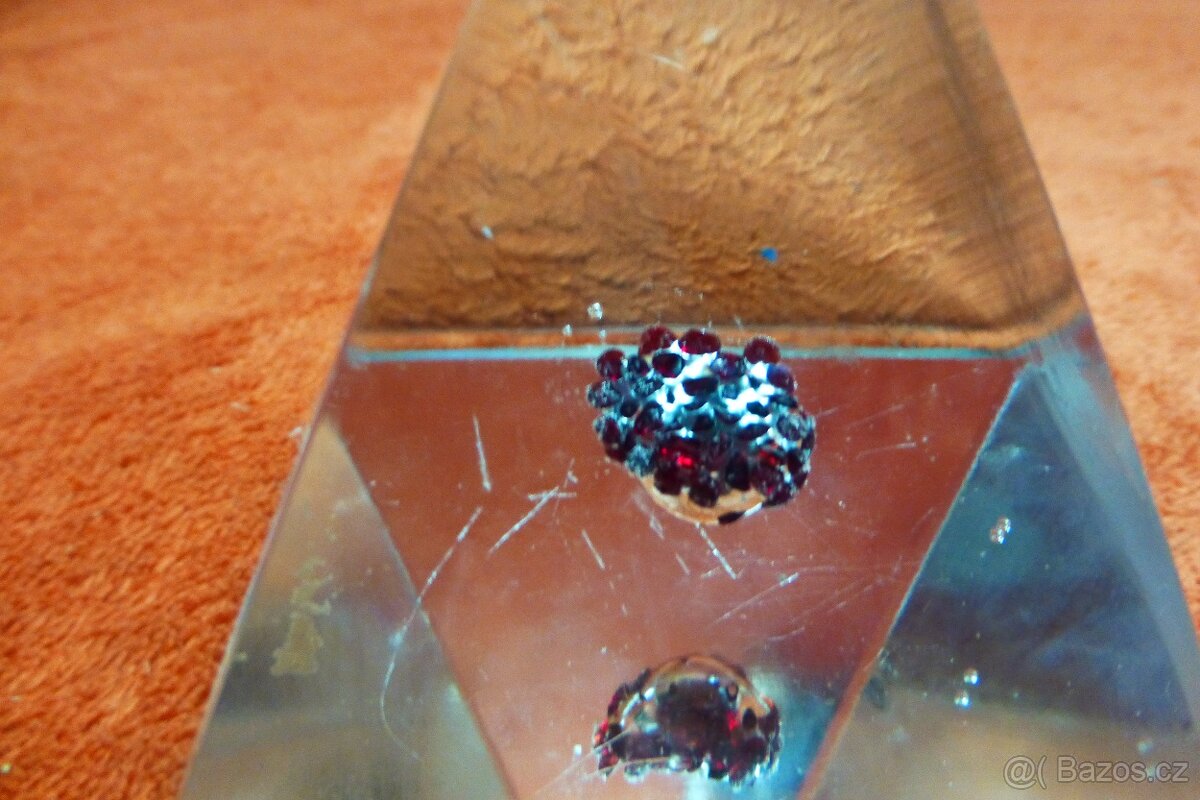 skleněné těžítko - 4