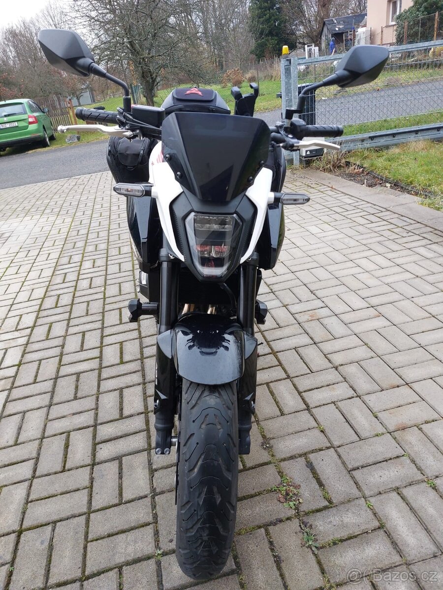 Honda CB 500 Hornet - 4