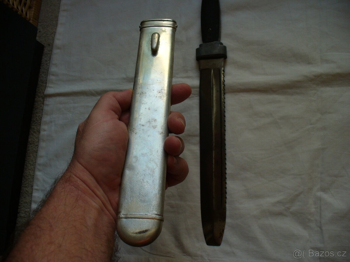 Nemecky-zdravutni tesak DRK-"upraven po roce1945-"k renovaci - 4