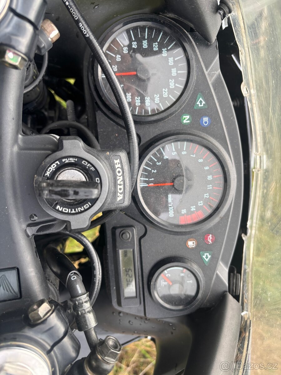 Bourana Honda CBR 600F 25KW 2000 - 4