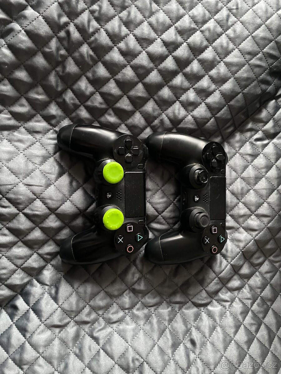 Prodám ps4 500GB+2 ovladače+8her - 4