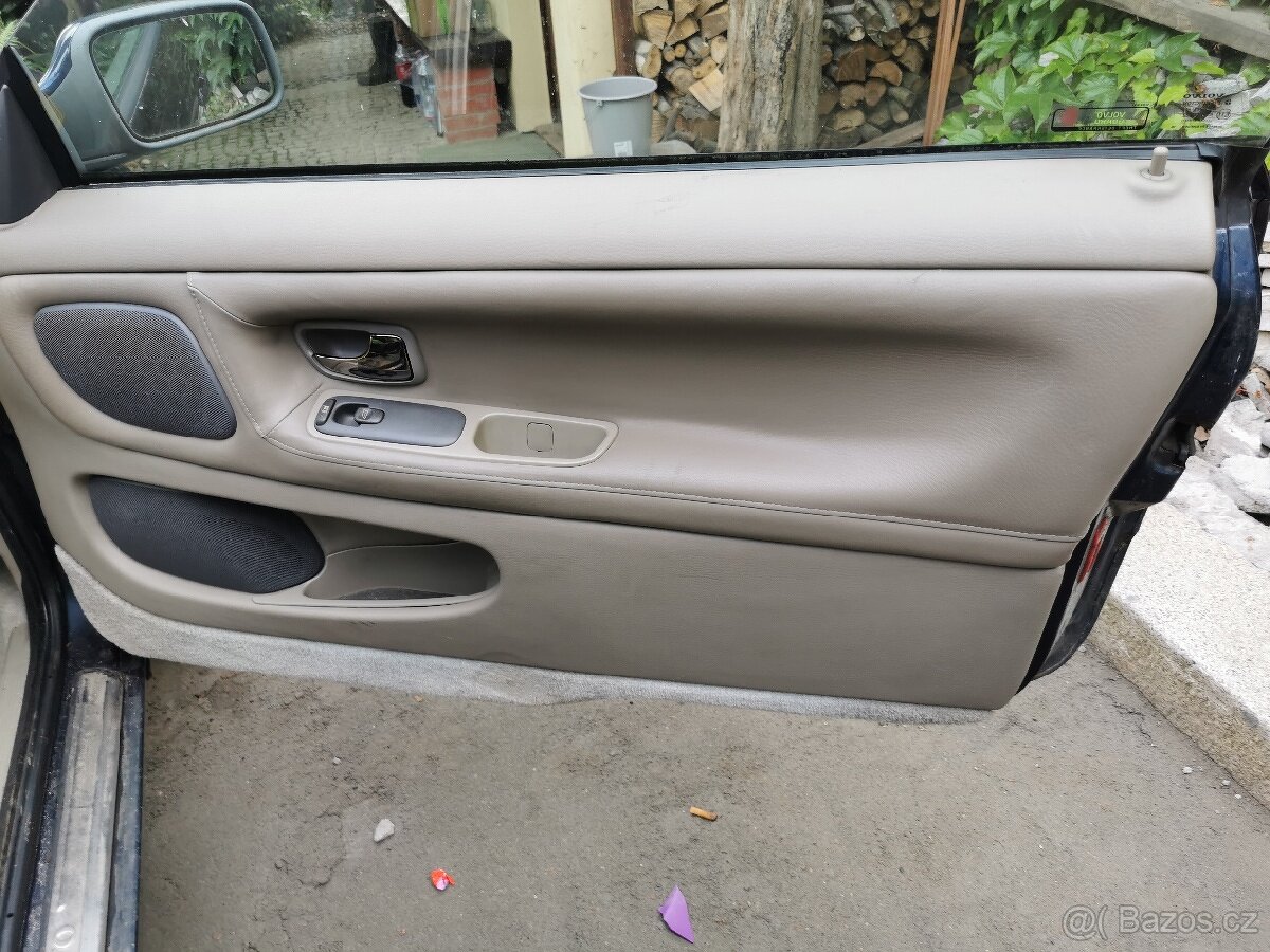 Volvo c70 97 - 98 interiér - 4