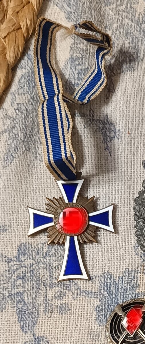 Soubor německých odznaky - 4