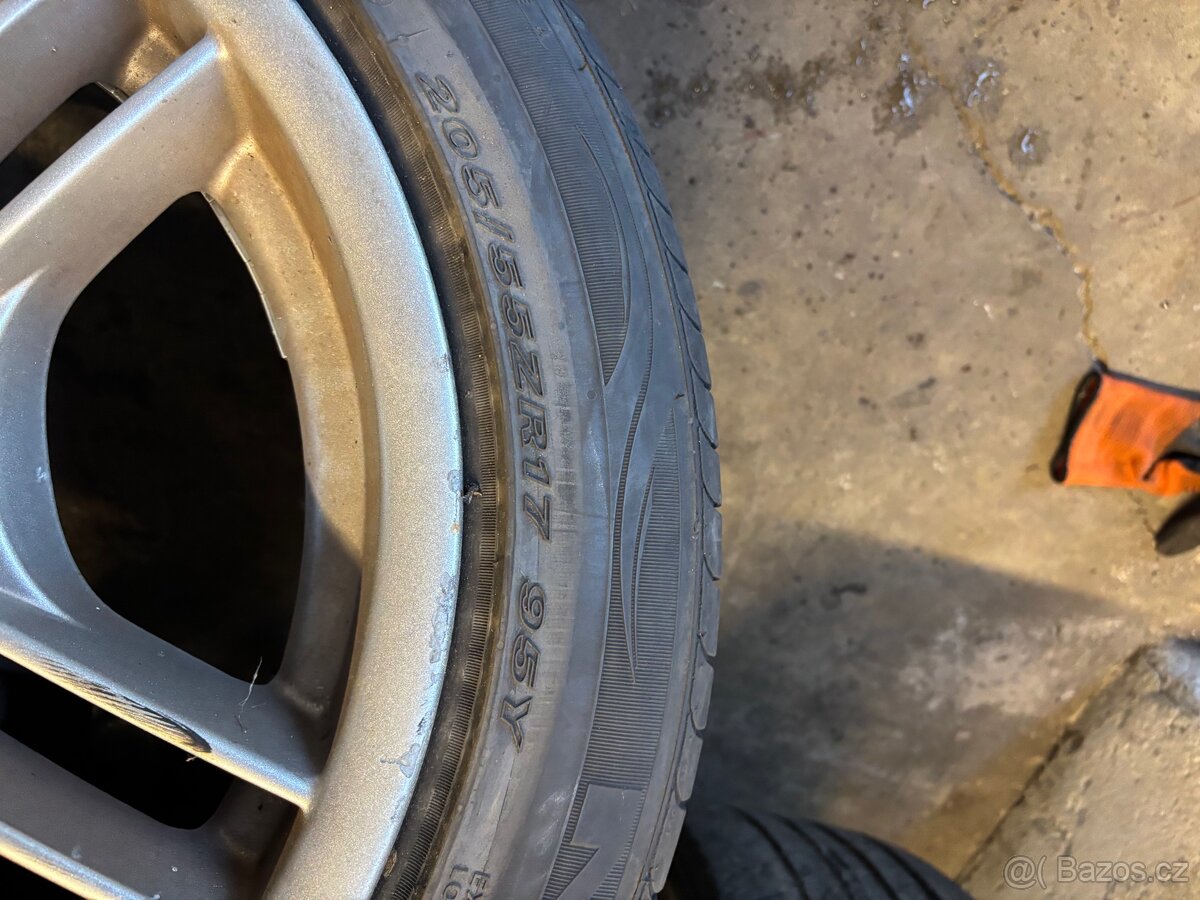 Nexen 205/55/r17 letní - 4