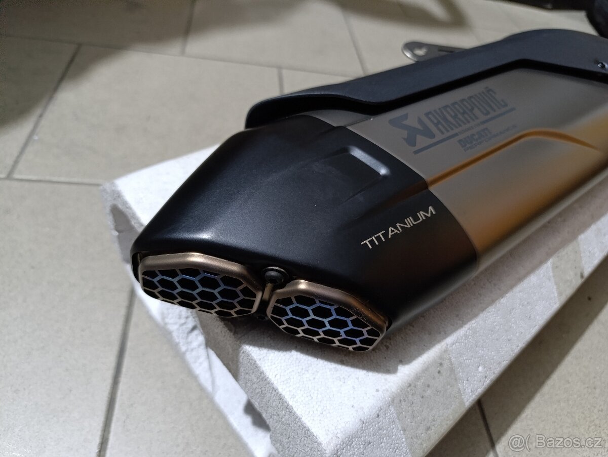 Multistrada v4 akrapovic - 4