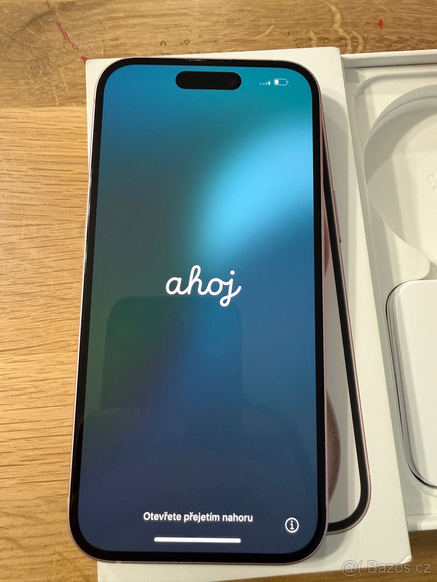 Iphone 15 128gb růžový. Bez poškození - 4