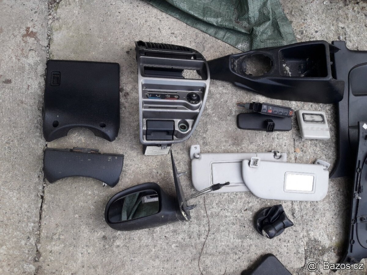 Různé Díly Citroen Saxo, Peugeot 106 - interiér, nádrž... - 4