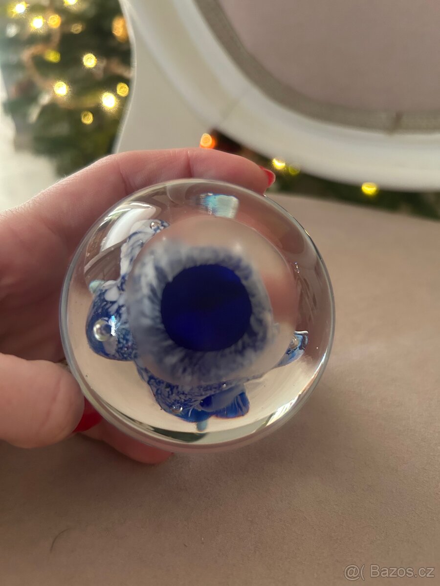 Skleněné těžítko s delfíny - 4