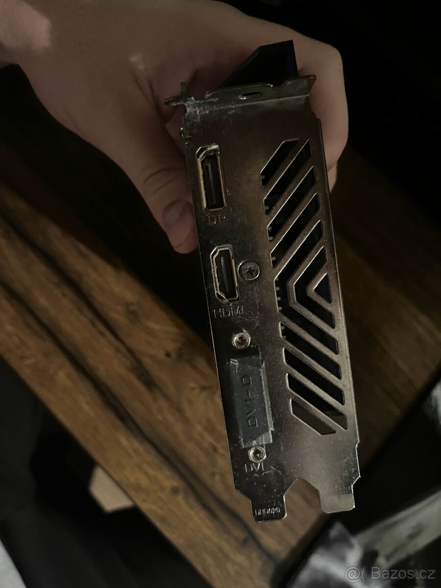 Grafická karta GIGABYTE GTX 1650 SUPER OC 4G - 4