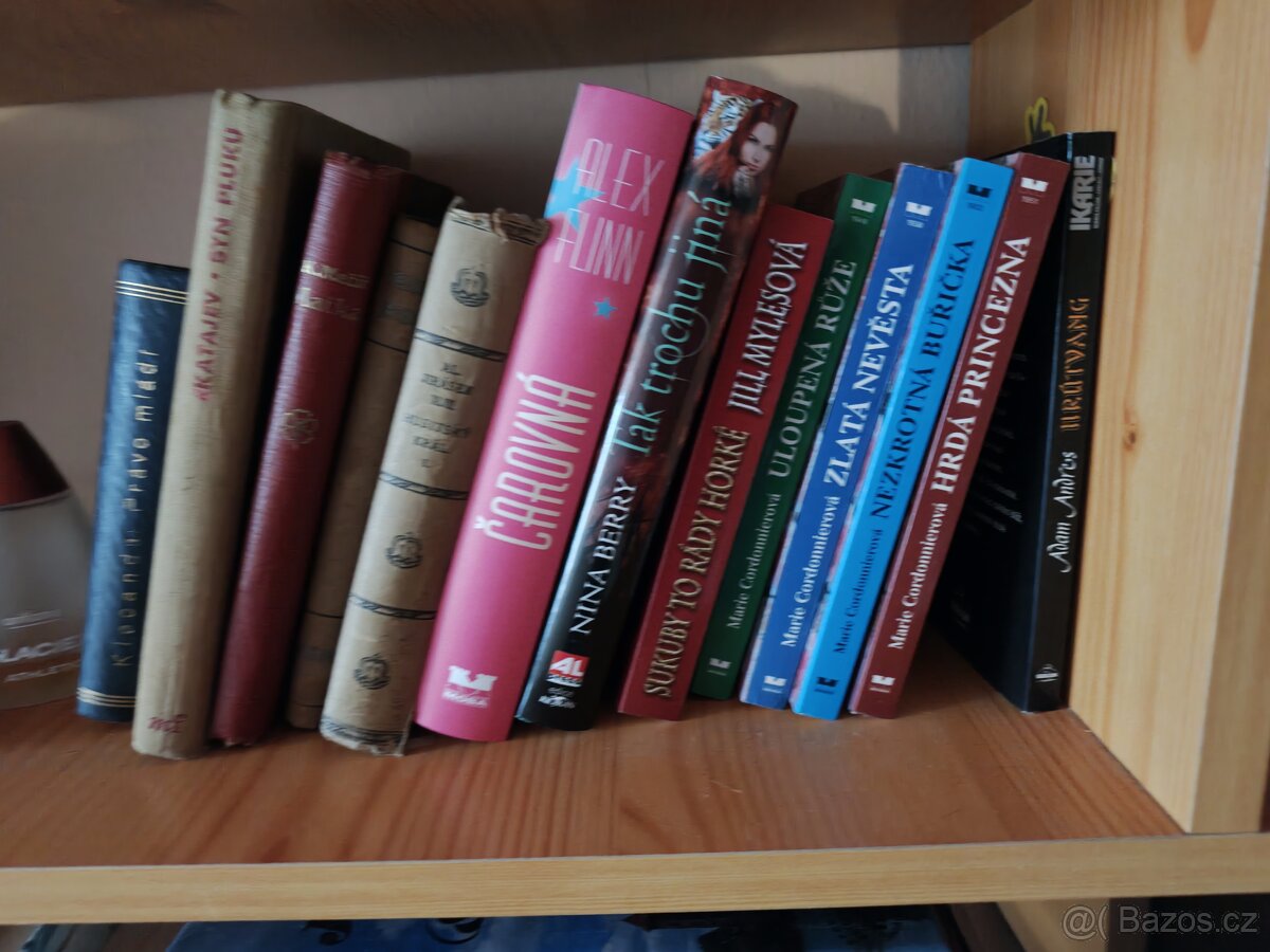 Knihy, Harlequinky - 4