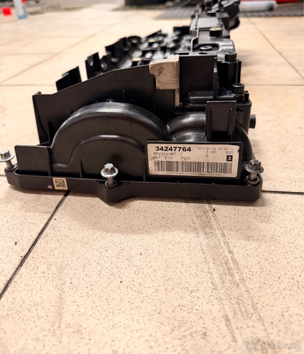 Víko motoru BMW N57 - 4