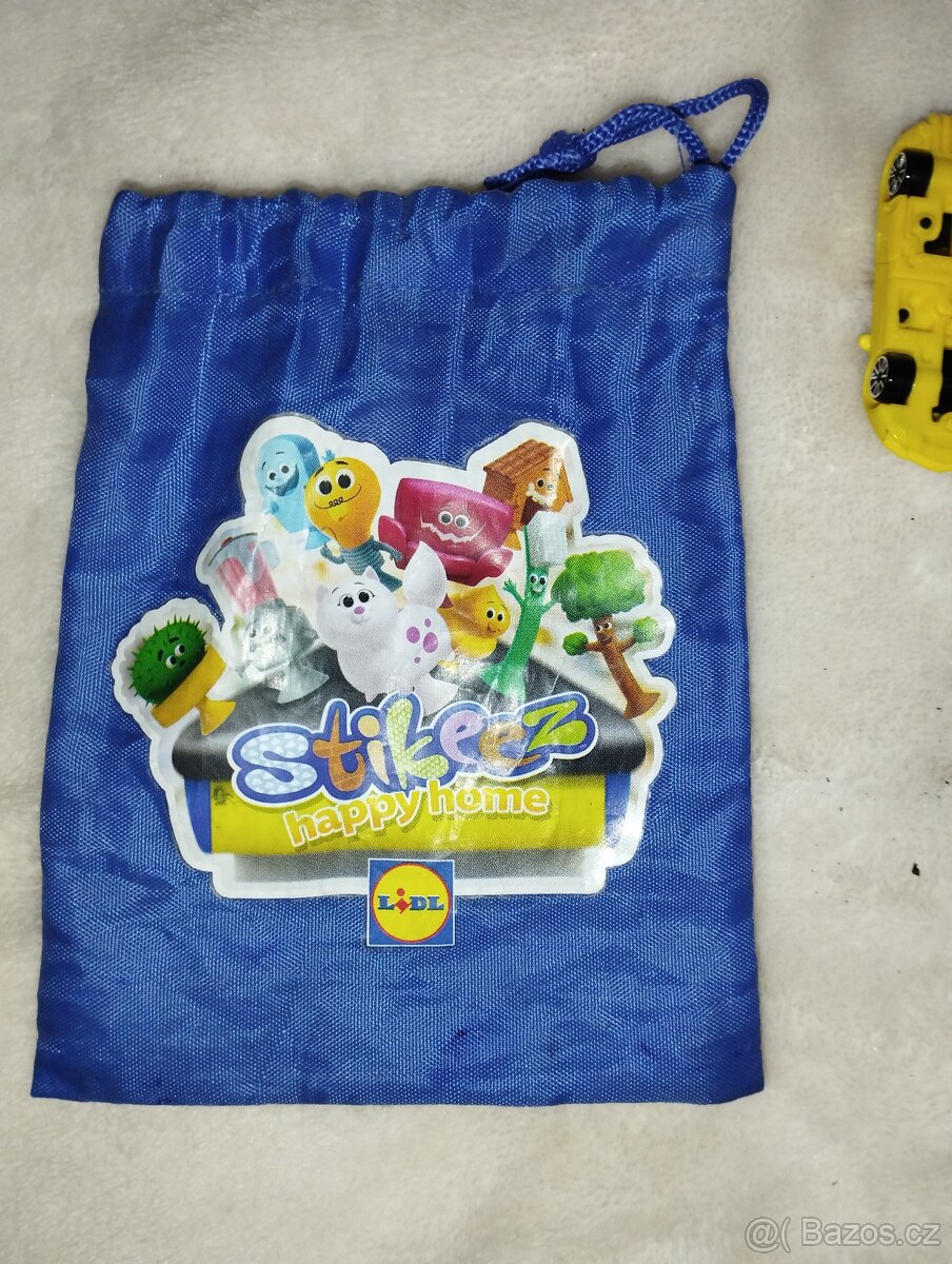 autíčka + pytlík stikeez - 4