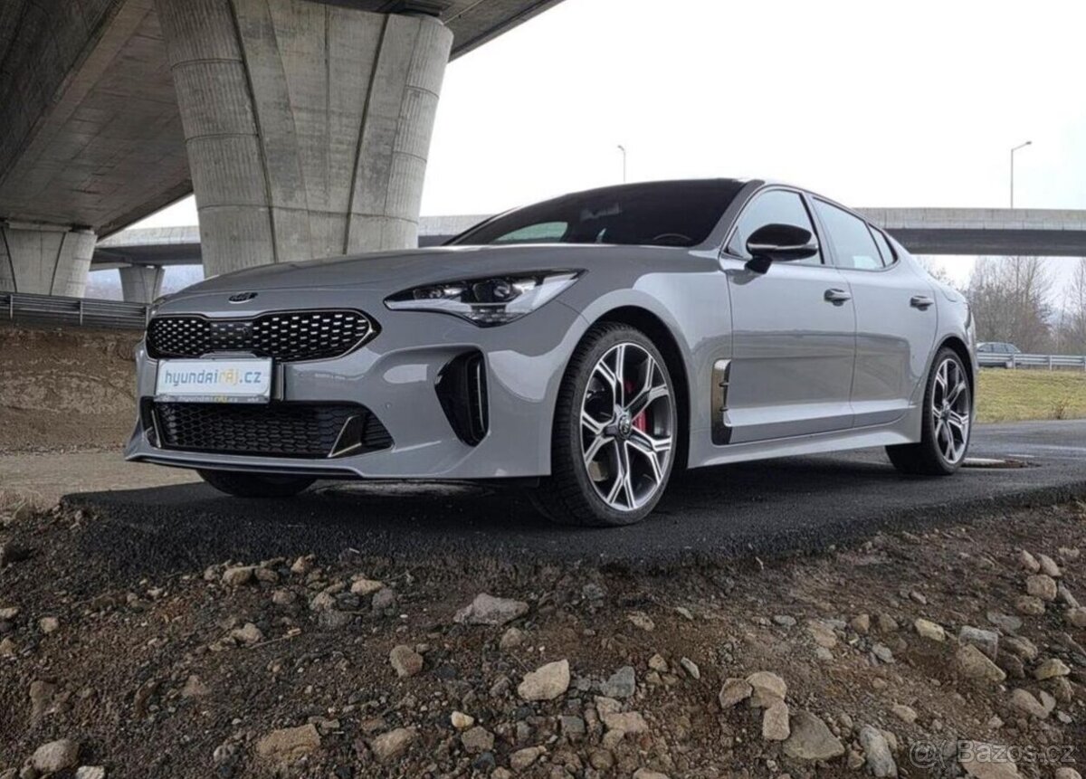Kia Stinger 3.3-GT-PANORAMA-MAX.VÝBAVA - 4