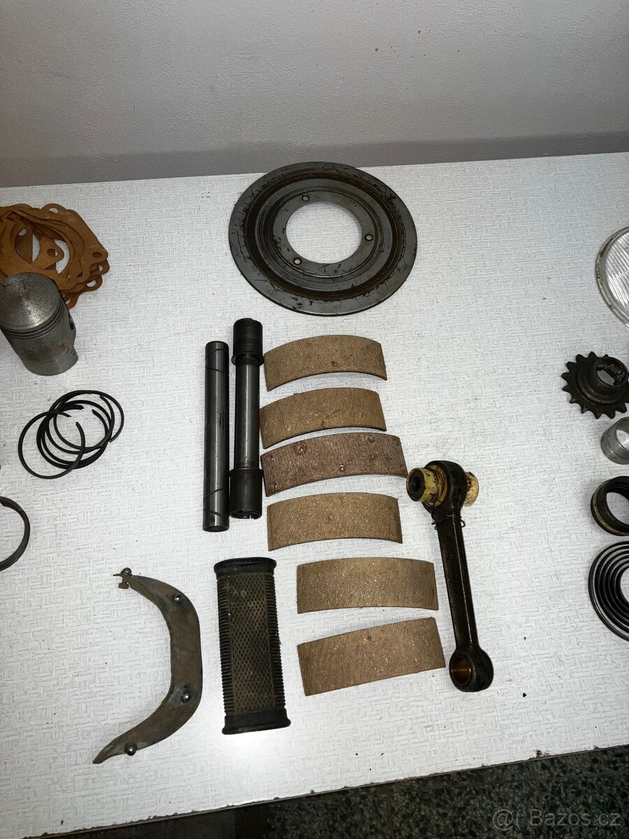 ČZ 125/ 453 / 473 DÍLY - 4