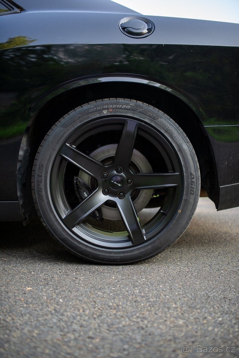 Dodge Challenger 6.4 Scatpack 6,4 - 4