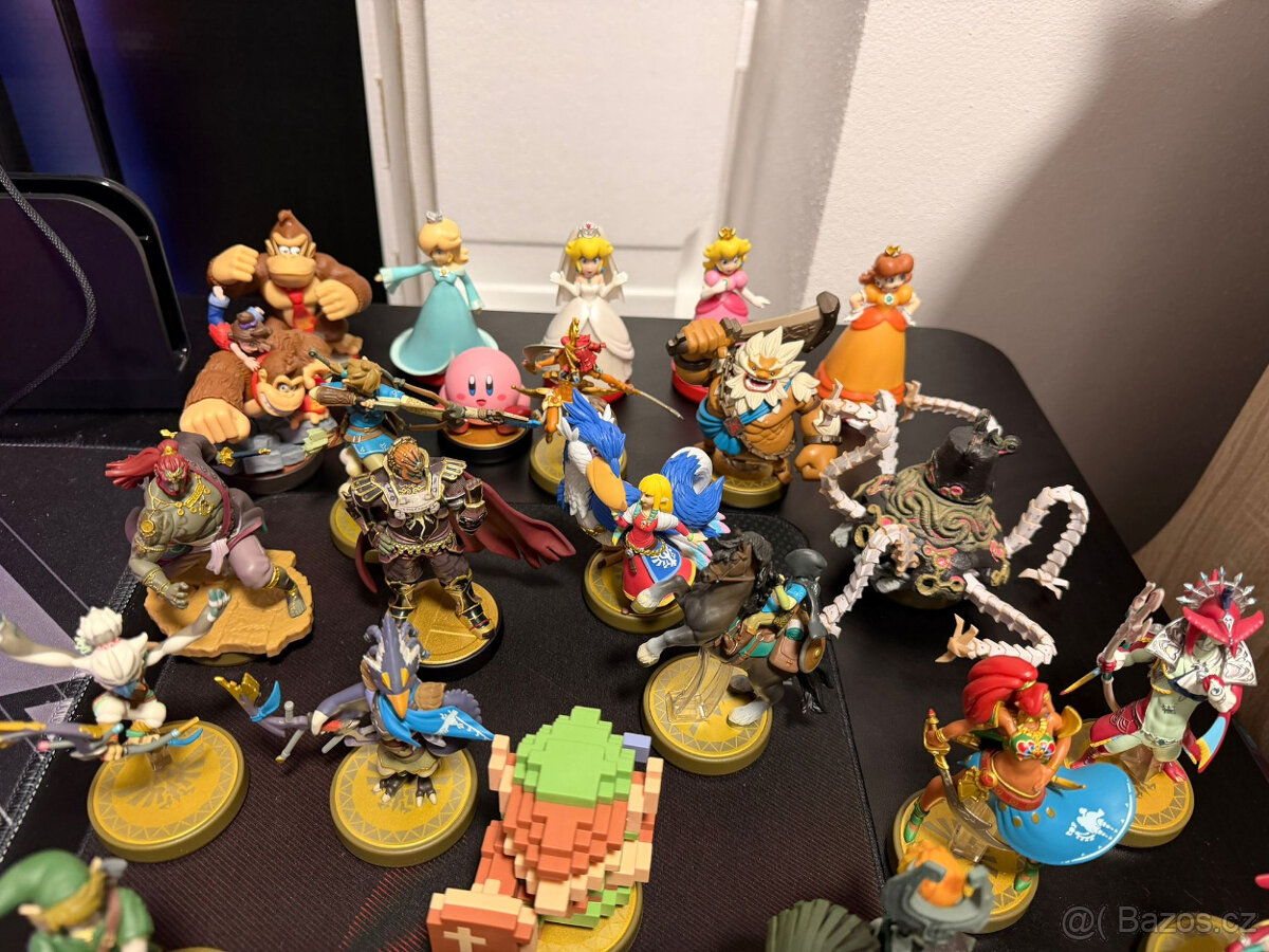 Switch 2 +1TB SD card,pojištění,účet 230 her,Amiibo,ovladače - 4