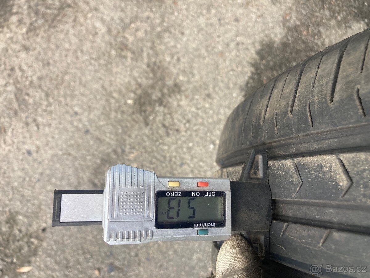 215/55 R17 W - 4