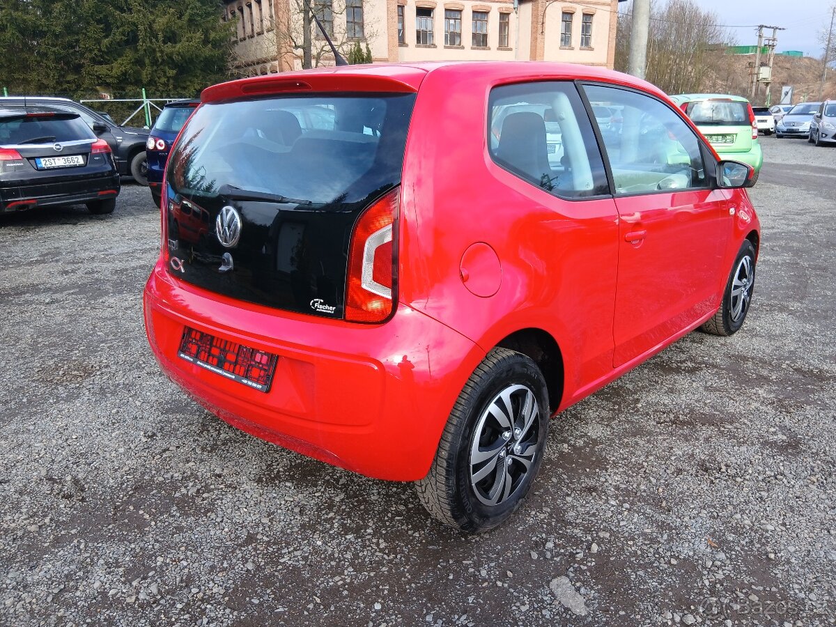 Volkswagen up 1.0, 44 kW, 2012 - 4