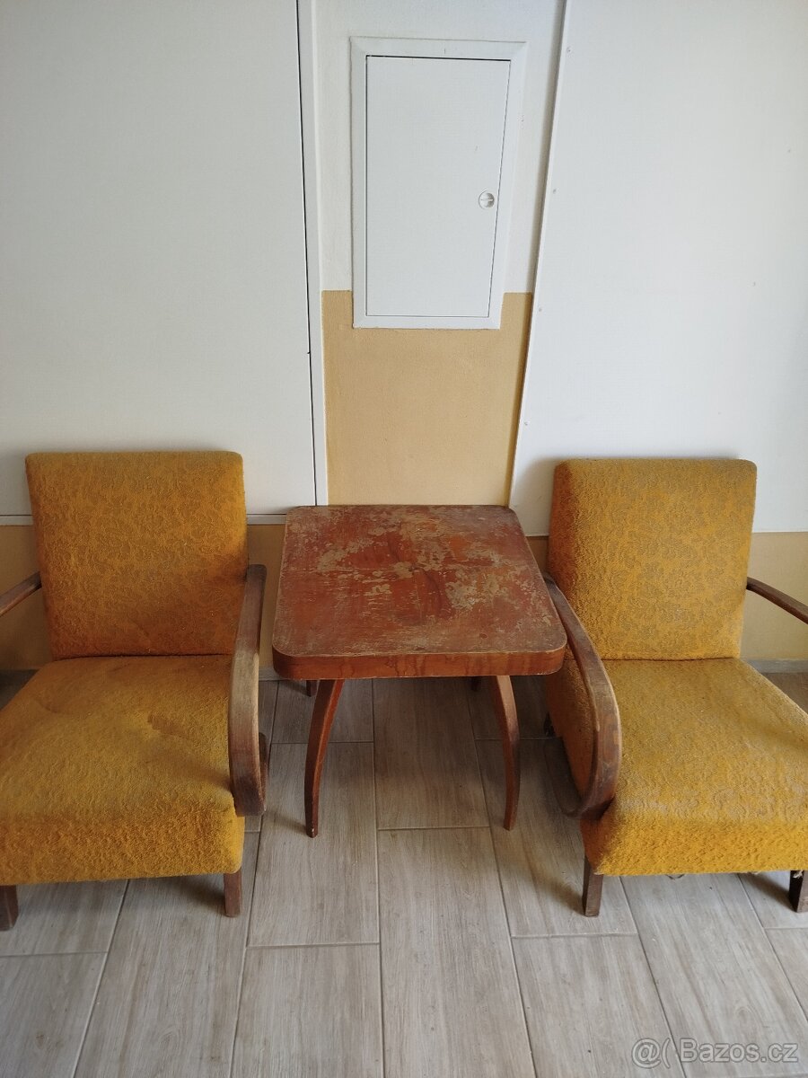 Křesla Halabala a stůl pavouk - 4