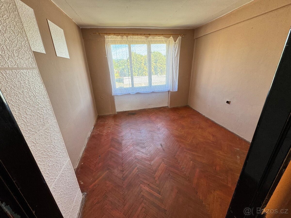 (734) Pronájem, byt 3+1, 77 m, 18, Vrbice - 4