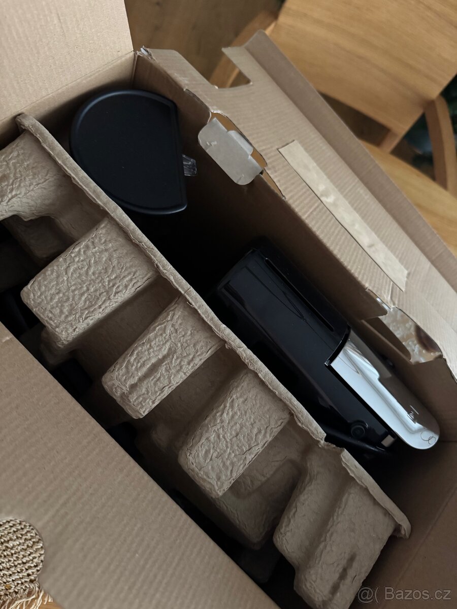 Kavovar Nespresso Citiz, novy, kapsle zdarma - 4