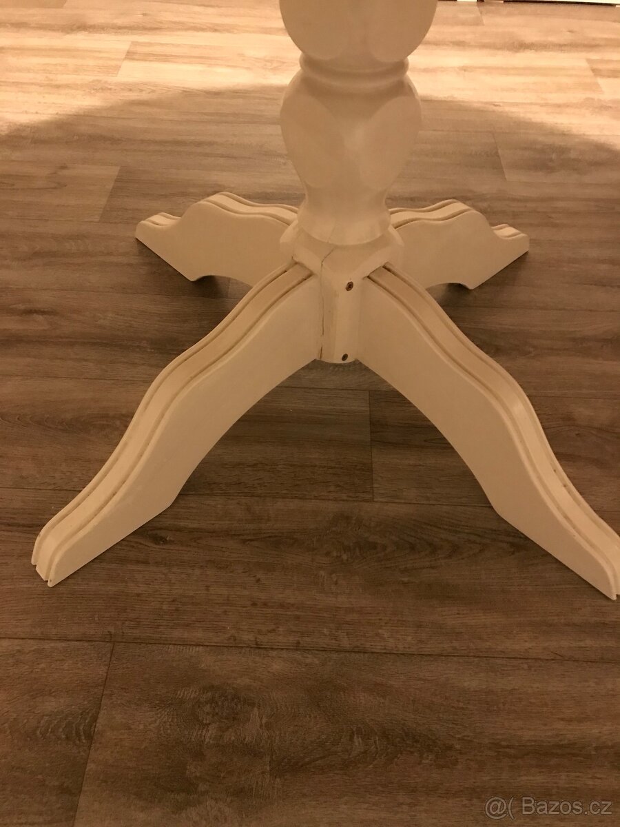 KUCHYŇSKÝ ROZKLÁDACÍ STŮL - 4