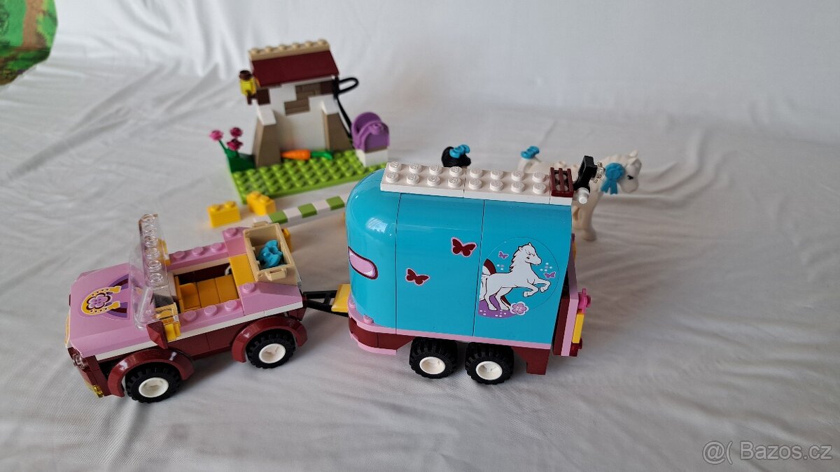 LEGO® Friends 3186 Terénní vůz s přívěsem pro koně - 4