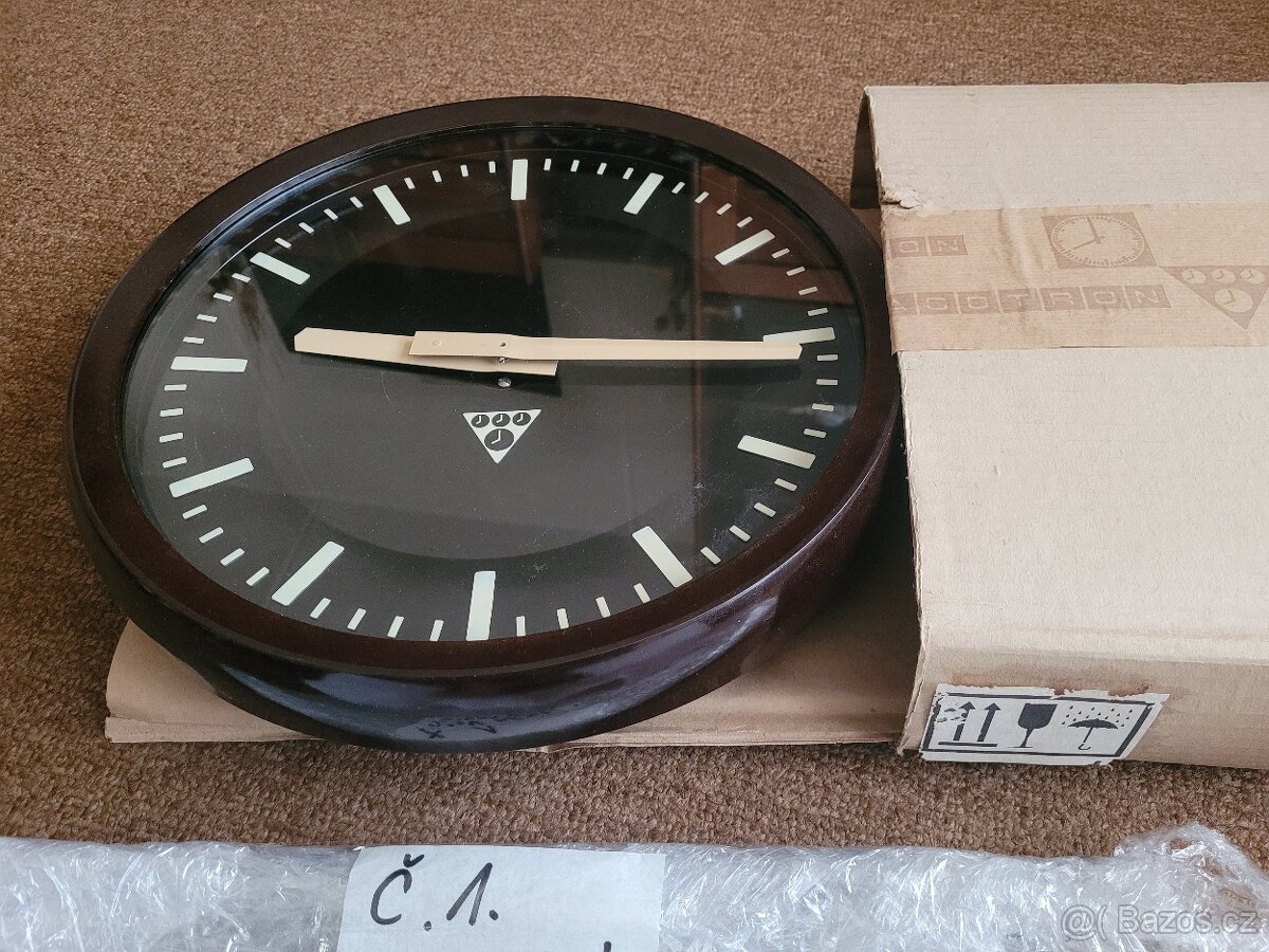 Pragotron hodiny 24 V uloženka - 4