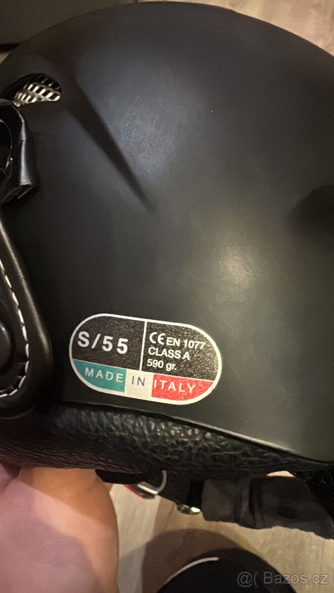 Lyžařská helma - 4