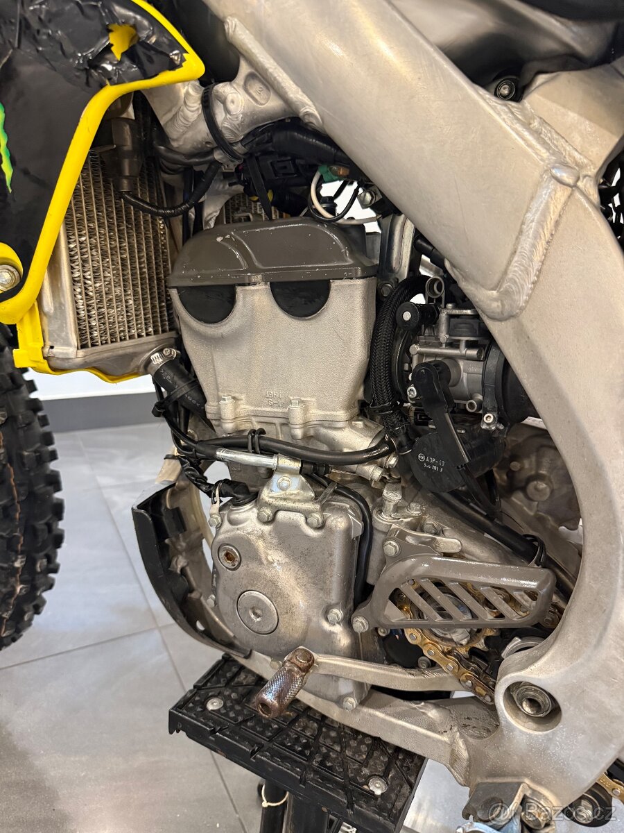 Suzuki rmz 250 - 4