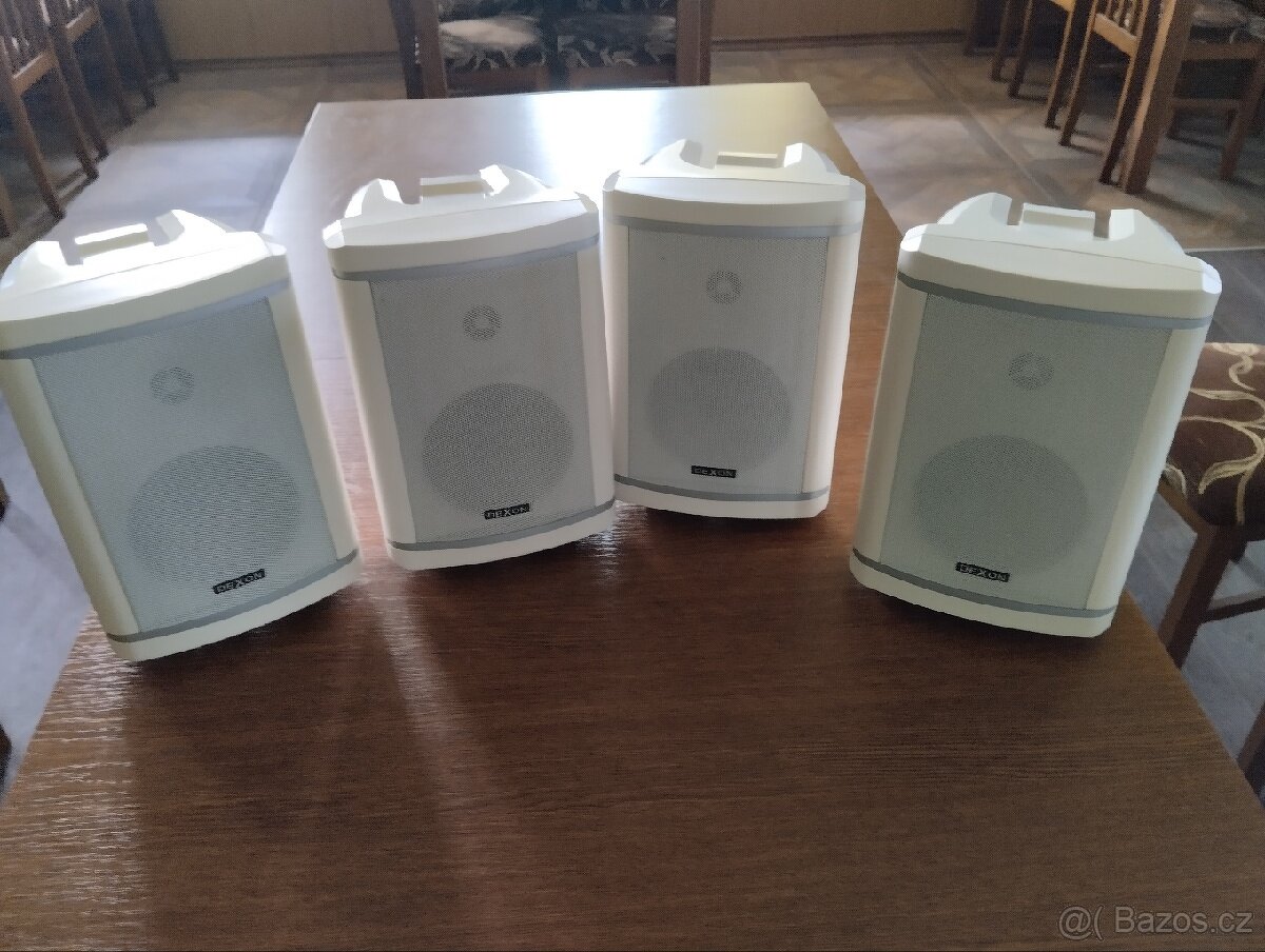 Zesilovač + 4 x reprobox s držákem na zeď - 4