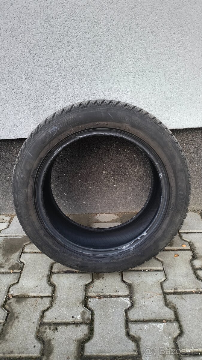 Prodám pneu 205/55/R16, celkem 6 ks (možno i jednotlivě, po - 4