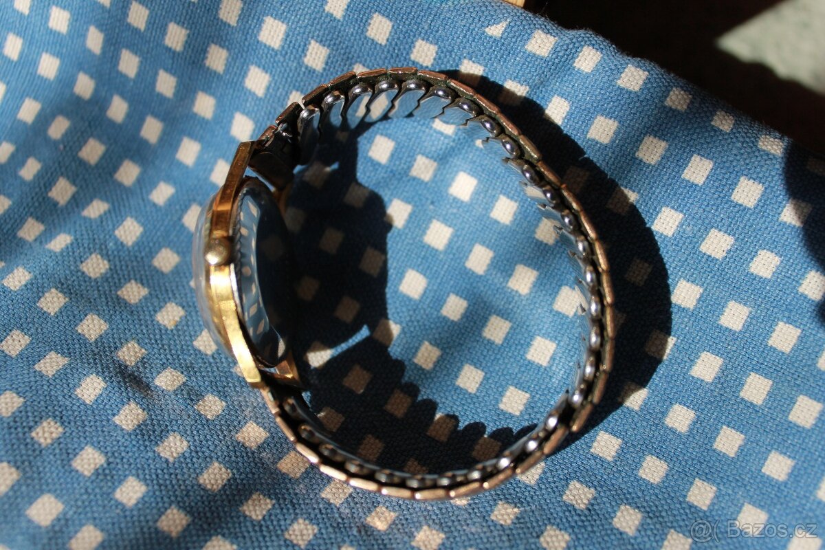 Hodinky zn. PRIM - 4