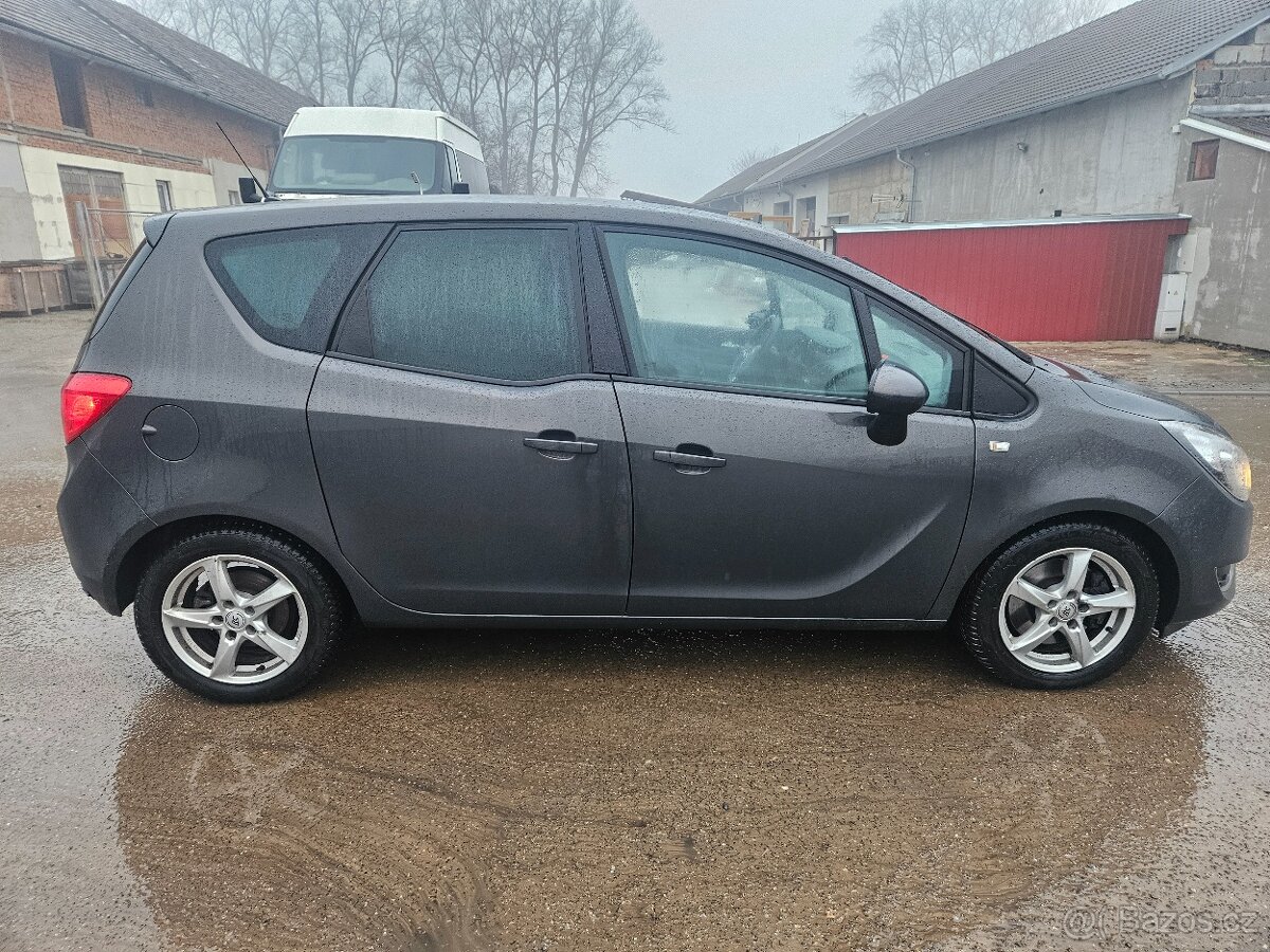 Opel Meriva 1.4T 103kw LPG automat 2015 - 4